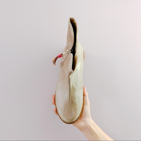 Elephantito Taupe Ankle Boots Size US 4 - Picture 2 of 4